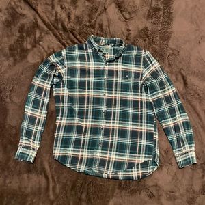 Men’s medium dark green flannel shirt